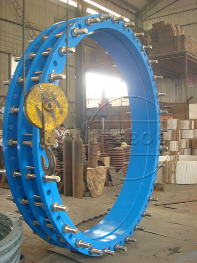 青海省果洛市玛沁县的<a href=http://www.viagrawrp.com target=_blank class=infotextkey>传力接头</a>现场图